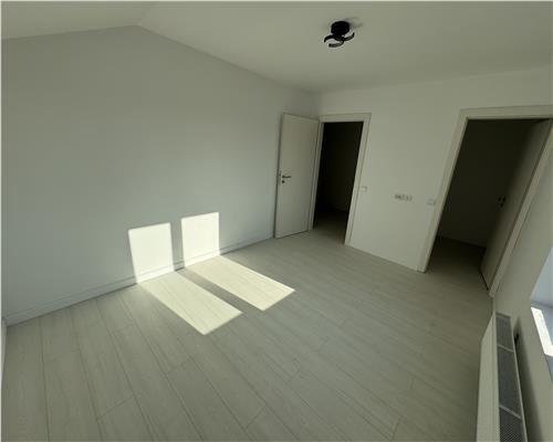 Vanzare casa 4 camere, in Strejnicu, la 5 minute de Ploiesti