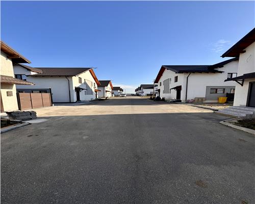 Vanzare casa 4 camere, in Strejnicu, la 5 minute de Ploiesti