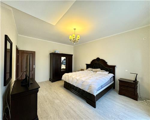 Vila tip duplex, P+1E, 3 camere, situata in cartier select, Paulesti