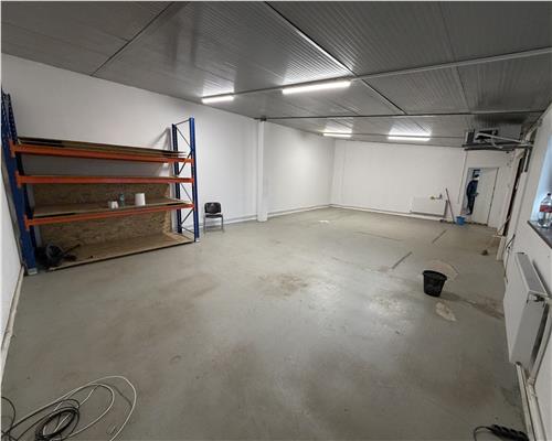 Inchiriere hala industriala si birou, in Ploiesti, zona Mihai Bravu