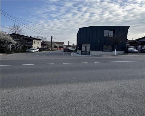 Inchiriere spatiu comercial parter, in Baicoi, ultracentral stradal