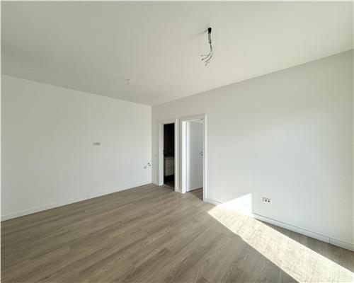 Garsoniera dubla, bloc nou, parcare privata, Cartier Albert, Ploiesti