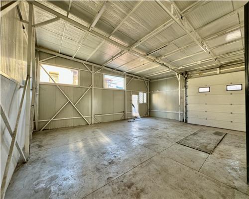 Hala 130 mp si spatiu comercial 38 mp, zona NORD, Ploiesti
