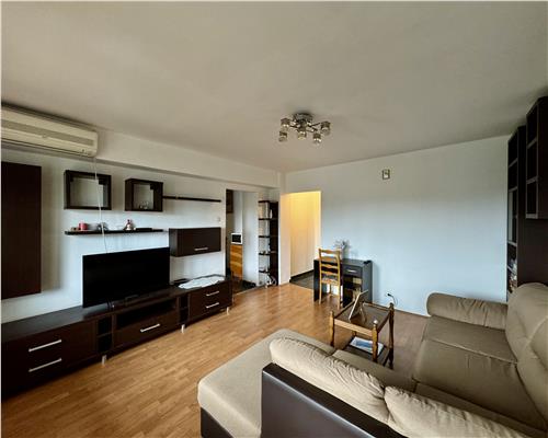 Apartament 3 camere, decomandat, Democratiei stradal, Ploiesti