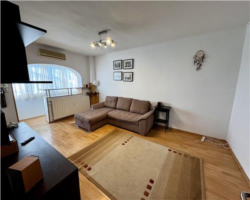 Inchiriere apartament 2 camere, in Poiesti, zona Sud