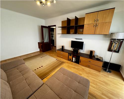 Inchiriere apartament 2 camere, in Poiesti, zona Sud