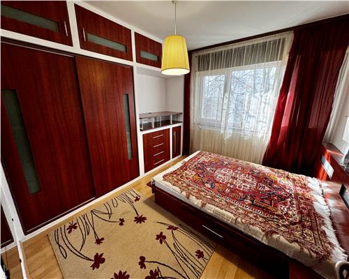 Inchiriere apartament 2 camere, in Poiesti, zona Sud