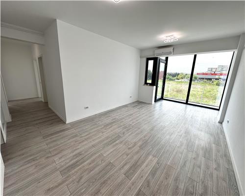 Inchiriere spatiu birou, 4 camere, bloc nou, Ploiesti, 9 Mai
