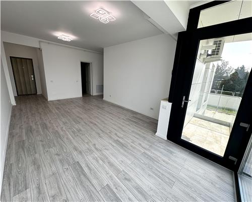 Inchiriere spatiu birou, 4 camere, bloc nou, Ploiesti, 9 Mai