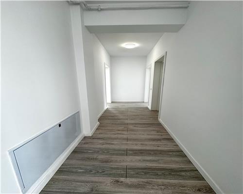 Inchiriere spatiu birou, 4 camere, bloc nou, Ploiesti, 9 Mai