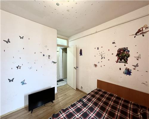 Apartament 2 camere, decomandat, zona Domnisori 9 Mai Ploiesti