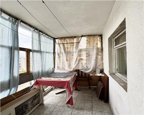 Apartament 2 camere, decomandat, zona Domnisori 9 Mai Ploiesti