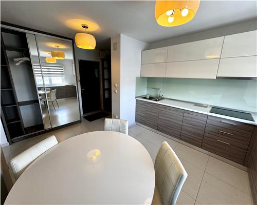 Vanzare apartament 2 camere, in Ploiesti, zona Cantacuzino stradal
