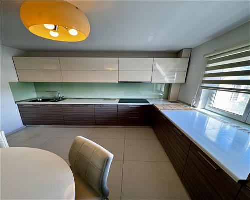 Vanzare apartament 2 camere, in Ploiesti, zona Cantacuzino stradal