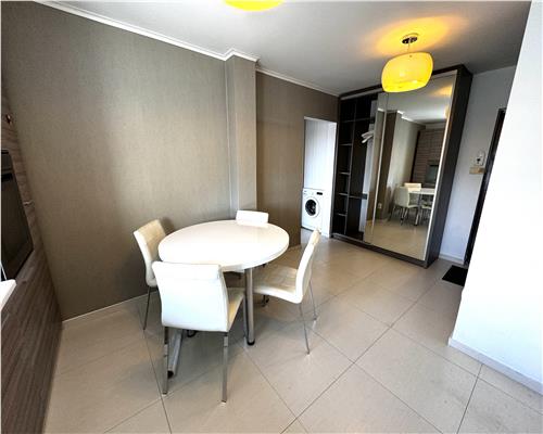Vanzare apartament 2 camere, in Ploiesti, zona Cantacuzino stradal
