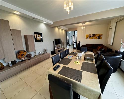 Vnzare casa 6 camere,constructie 2009, in Ploiesti, zona centrala