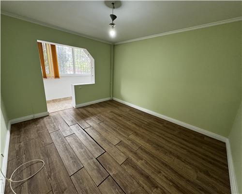 Vanzare apartament cu intrare direct din strada, 2 camere, Ploiesti, Gh. Doja