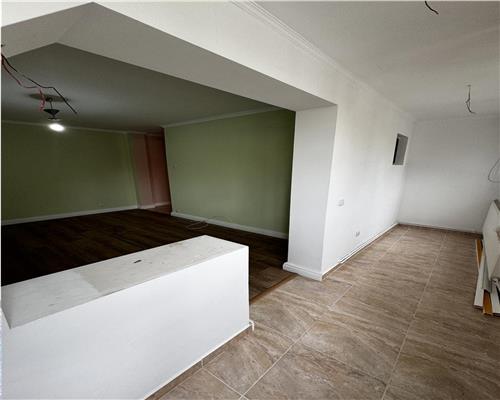 Vanzare apartament cu intrare direct din strada, 2 camere, Ploiesti, Gh. Doja