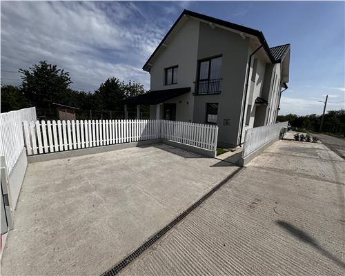 Vila 4 camere la prima inchiriere, in Paulesti, Prahova
