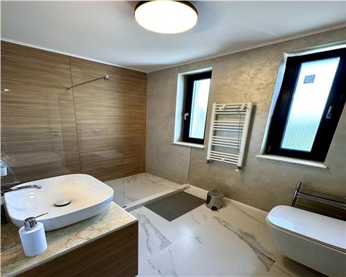 Vila 4 camere la prima inchiriere, in Paulesti, Prahova