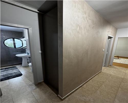 Inchiriere garsoniera, moderna, in Ploiesti, zona Marasesti/ Gara de Vest