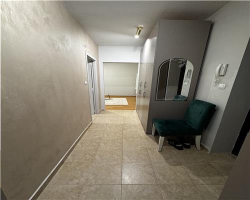 Inchiriere garsoniera, moderna, in Ploiesti, zona Marasesti/ Gara de Vest