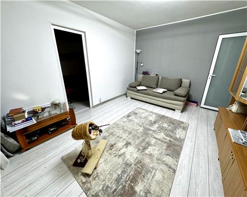 Vanzare apartament 2 camere, confort 2,  in Ploiesti, zona Vest  Lamaita