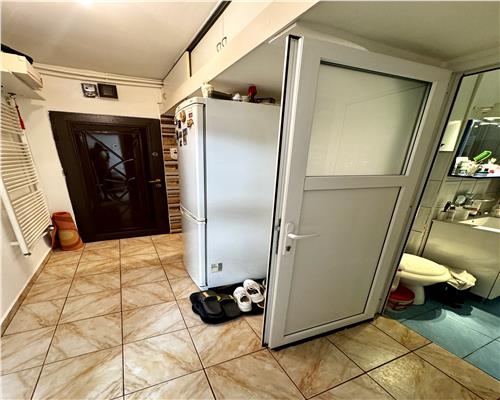 Vanzare apartament 2 camere, confort 2,  in Ploiesti, zona Vest  Lamaita