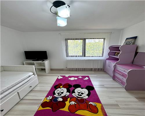 Inchiriere vila 5 camere, in Chitorani Bucov, la 10 minute de Ploiesti