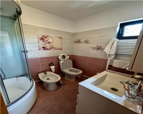 Vanzare vila 5 camere, in Chitorani Bucov, la 10 minute de Ploiesti
