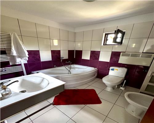 Vanzare vila 5 camere, in Chitorani Bucov, la 10 minute de Ploiesti