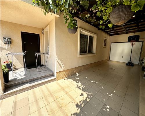 Vanzare casa 5 camere, in Ploiesti, zona Bobalna