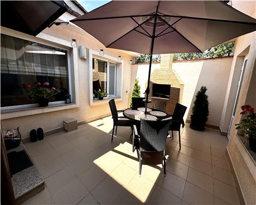 Vanzare casa 5 camere, in Ploiesti, zona Bobalna