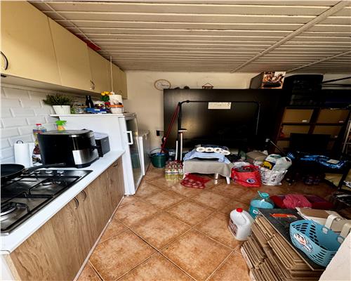 Vanzare casa 5 camere, in Ploiesti, zona Bobalna