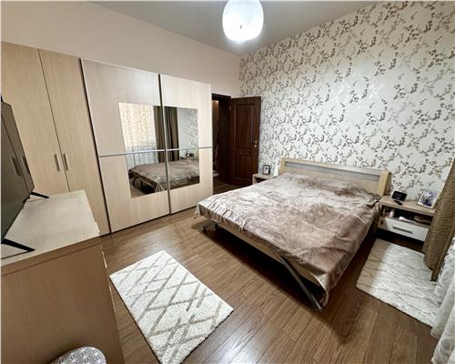 Vanzare casa 5 camere, in Ploiesti, zona Bobalna