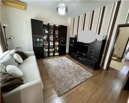 Vanzare casa 5 camere, in Ploiesti, zona Bobalna