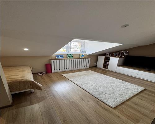 Vanzare casa 5 camere, in Ploiesti, zona Bobalna