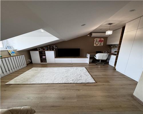 Vanzare casa 5 camere, in Ploiesti, zona Bobalna