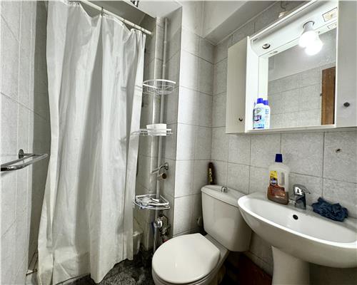 Apartament 4 camere, decomandat, centrala termica, Republicii Ploiesti