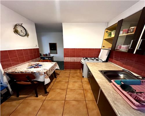 Vanzare apartament 2 camere, bloc de beton, Ploiesti, zona Nord