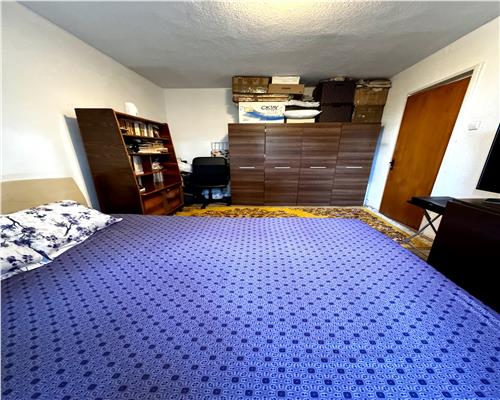 Vanzare apartament 2 camere, bloc de beton, Ploiesti, zona Nord
