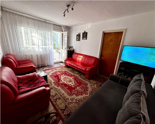 Vanzare apartament 2 camere, bloc de beton, Ploiesti, zona Nord