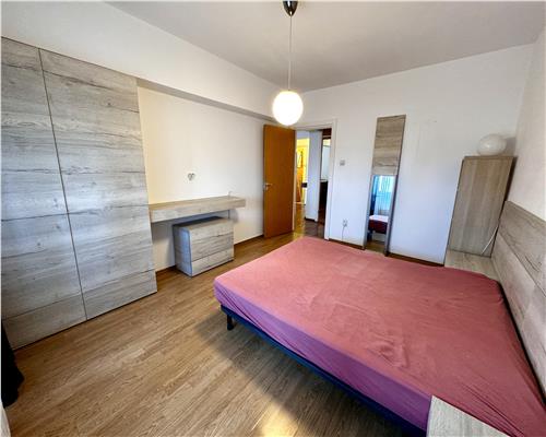 Inchiriere apartament 3 camere, in Ploiesti, zona Ion Maiorescu
