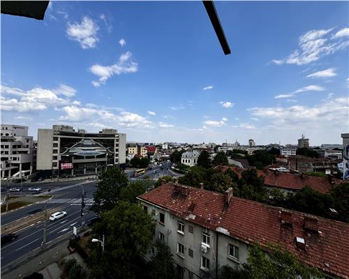 Inchiriere apartament 3 camere, in Ploiesti, zona Ion Maiorescu