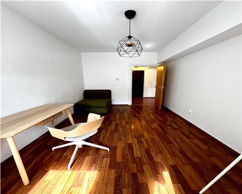 Inchiriere apartament 3 camere, in Ploiesti, zona Ion Maiorescu