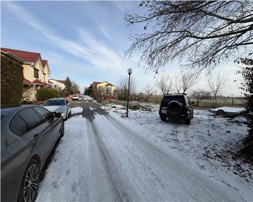 Vanzare teren intrevilan, in Ploiesti, cartier Irish