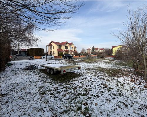 Vanzare teren intrevilan, in Ploiesti, cartier Irish