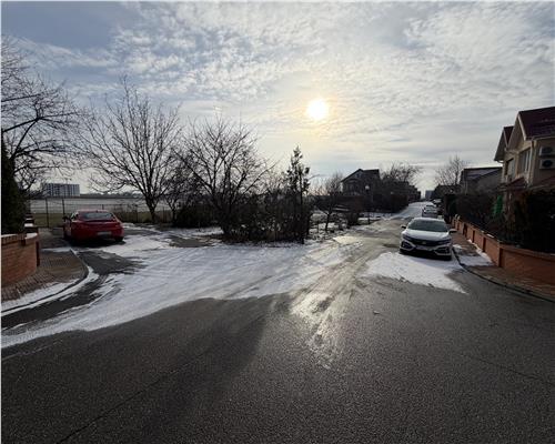 Vanzare teren intrevilan, in Ploiesti, cartier Irish