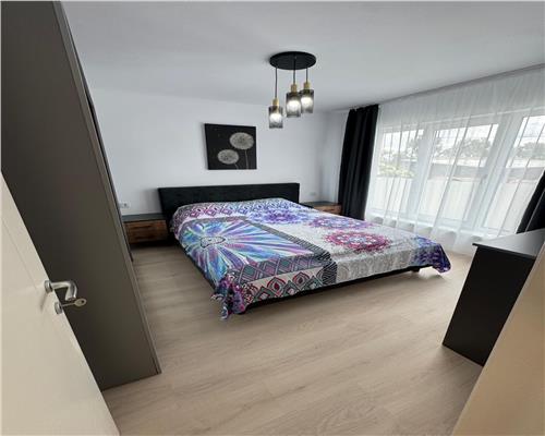 Vanzare casa 4 camere, constructie noua, in Ploiesti, zona Stadionului Ilie Oana