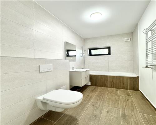 Casa 4 camere de lux, panouri fotovoltaice, MRS Country Ploiesti